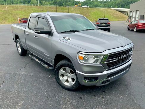 Used 2021 RAM 1500 Big Horn AWD/4WD image 2