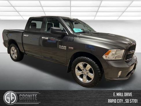 Used 2018 RAM 1500 Express w/ Express Value Package image 7