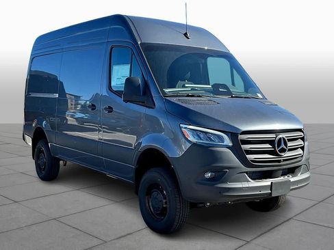 New 2026 Mercedes-Benz Sprinter 2500 image 2