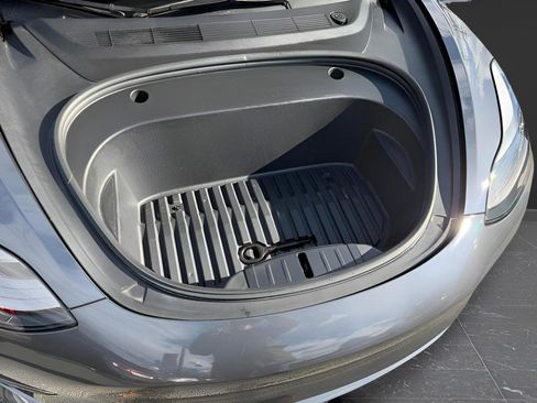 Used 2023 Tesla Model 3 Performance image 24