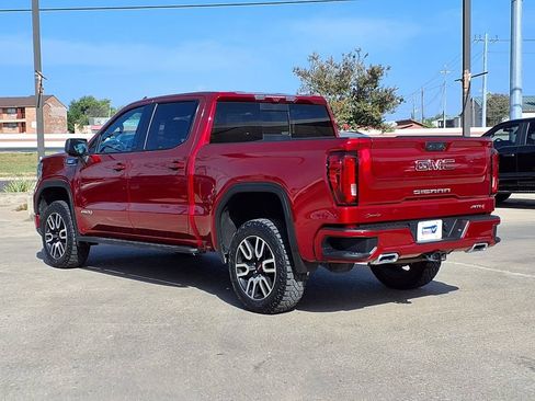 Used 2025 GMC Sierra 1500 AT4 w/ AT4 Premium Package AWD/4WD image 6