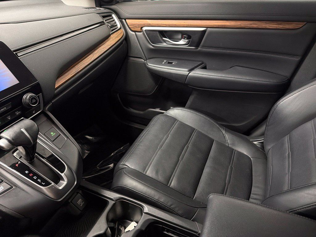 Used 2019 Honda CR-V Touring image 18