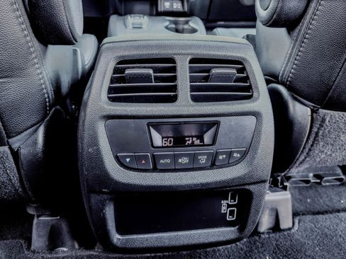 Used 2021 Honda Pilot Special Edition image 17