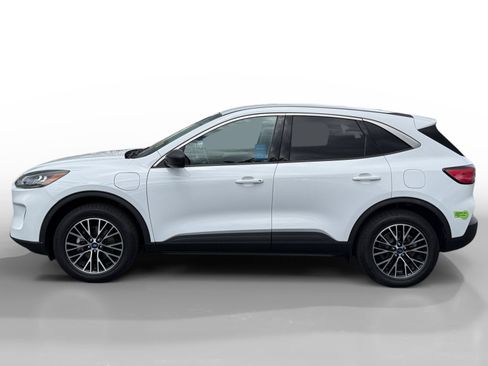 Certified 2022 Ford Escape SE w/ Convenience Package image 2