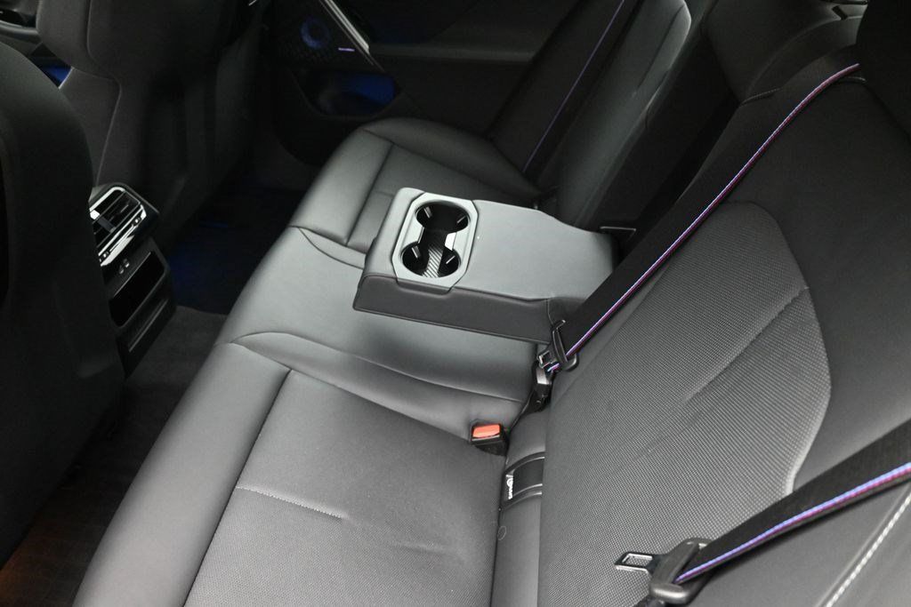 Used 2026 BMW M5 w/ Executive Package AWD/4WD image 20