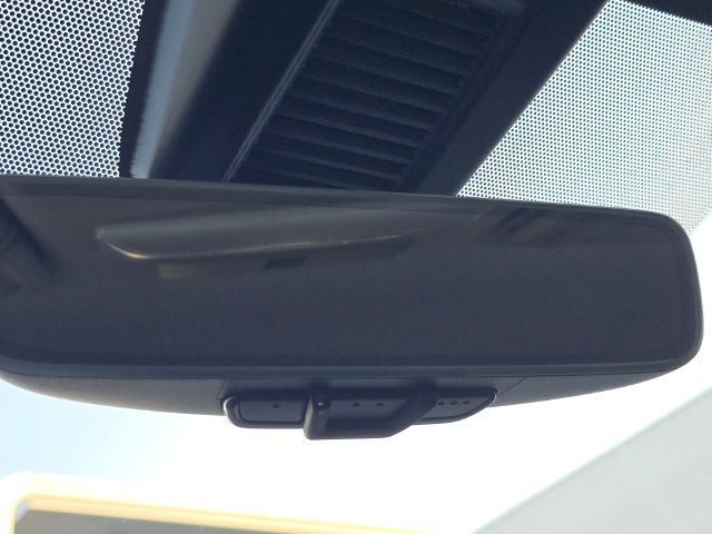 Certified 2024 Nissan Kicks SV w/ Interior Electronics Package FWD image 24
