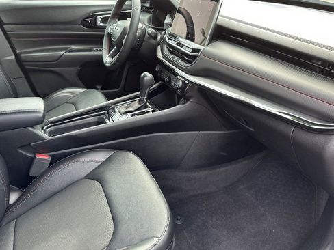 Used 2023 Jeep Compass Trailhawk image 19