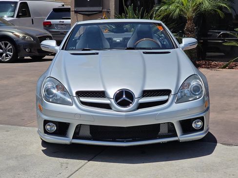 Used 2011 Mercedes-Benz SLK 350 image 4
