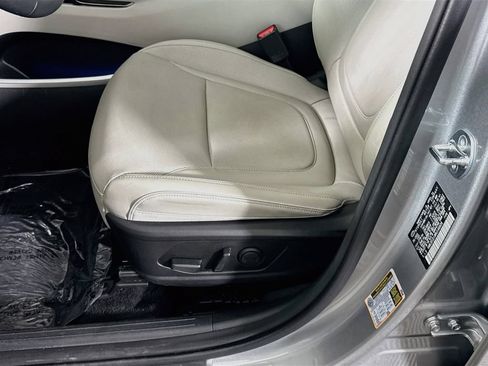 Certified 2024 Hyundai Tucson Limited AWD/4WD image 25