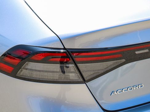 Certified 2025 Honda Accord LX image 10