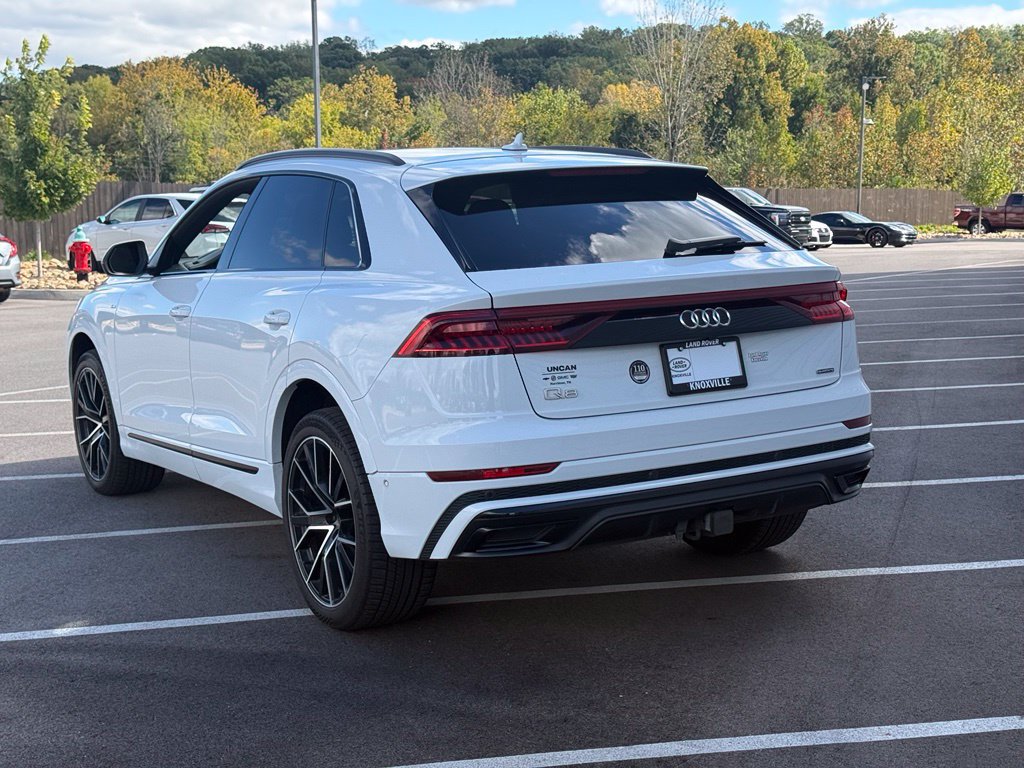 Used 2021 Audi Q8 Prestige AWD/4WD image 9