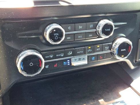 Used 2023 Ford F250 Lariat AWD/4WD image 26
