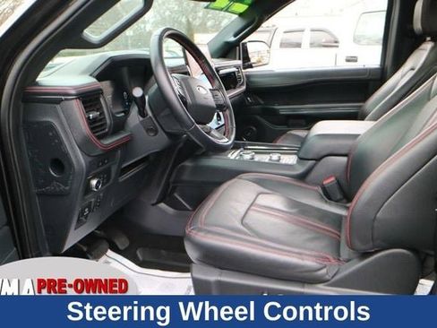 Used 2022 Ford Expedition Limited image 23