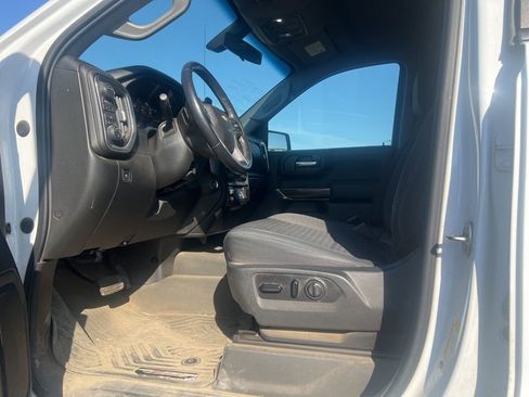 Used 2020 Chevrolet Silverado 1500 LT w/ Convenience Package image 14