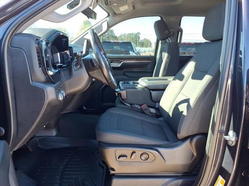 Used 2022 GMC Sierra 1500 Elevation image 17