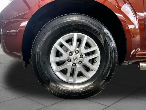 Used 2018 Nissan Frontier SV w/ Value Truck Package RWD image 11