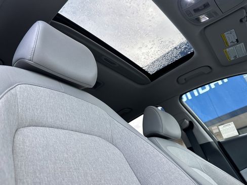 Certified 2022 Hyundai Kona SEL w/ Convenience Package image 18