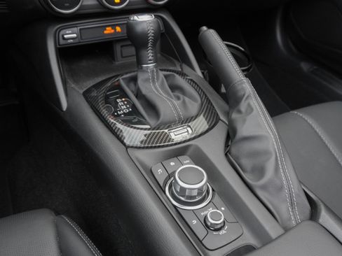 Used 2023 MAZDA MX-5 Miata Grand Touring w/ Weather Package image 34