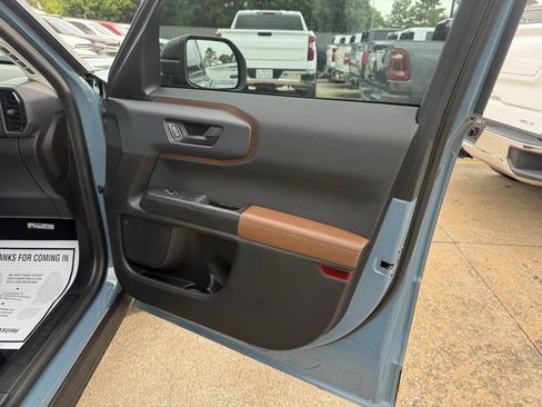 Used 2022 Ford Bronco Sport Outer Banks AWD/4WD image 11