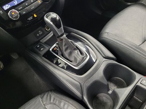 Used 2020 Nissan Rogue SL FWD image 26
