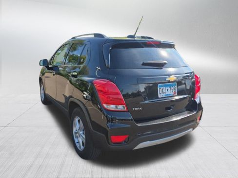 Used 2019 Chevrolet Trax LT w/ LT Convenience Package FWD image 6