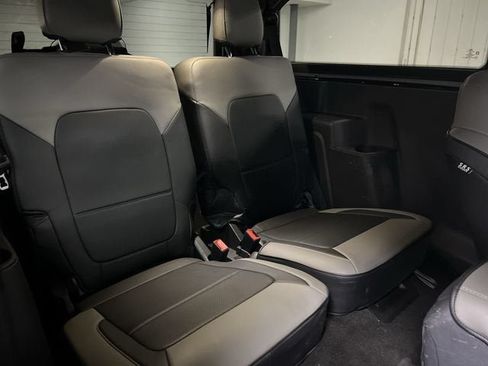 Used 2022 Ford Bronco Wildtrak AWD/4WD image 27