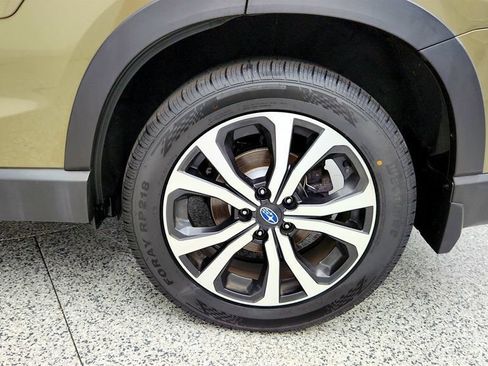 Used 2022 Subaru Forester Limited AWD/4WD image 8
