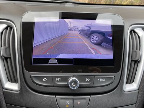 Used 2023 Chevrolet Malibu LT image 26