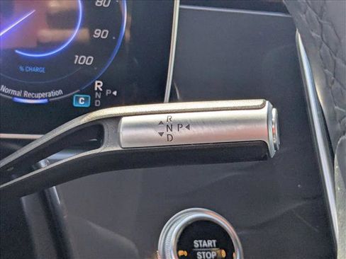 Used 2023 Mercedes-Benz EQS 450+ SUV image 12