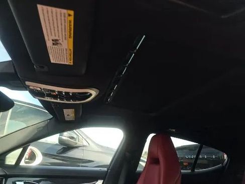 Used 2016 Porsche Panamera image 14