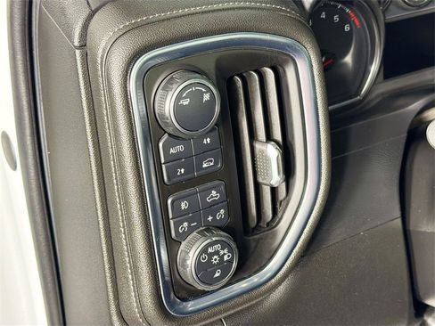 Used 2019 Chevrolet Silverado 1500 LTZ image 10