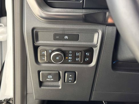 Used 2025 Ford F150 Raptor AWD/4WD image 31