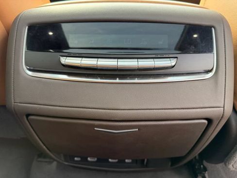 Used 2021 Cadillac Escalade ESV Sport AWD/4WD image 30