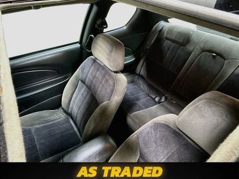 Used 2001 Chevrolet Monte Carlo LS w/ Preferred Equipment Group 1 FWD image 21
