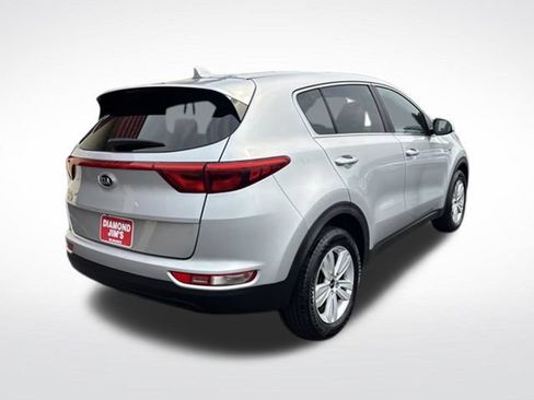 Used 2017 Kia Sportage LX AWD/4WD image 7