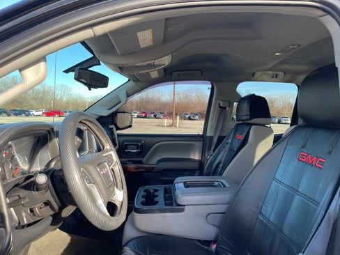 Used 2017 GMC Sierra 2500 SLE w/ SLE Preferred Package image 22