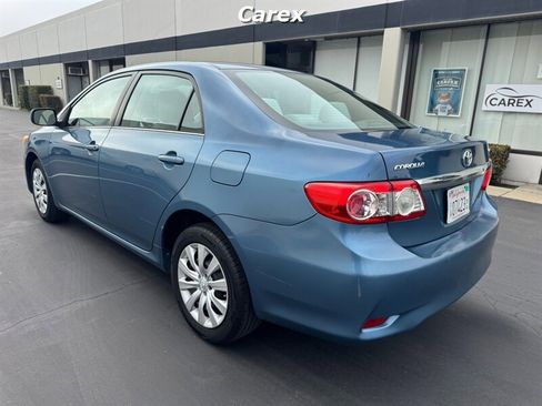 Used 2013 Toyota Corolla LE image 8