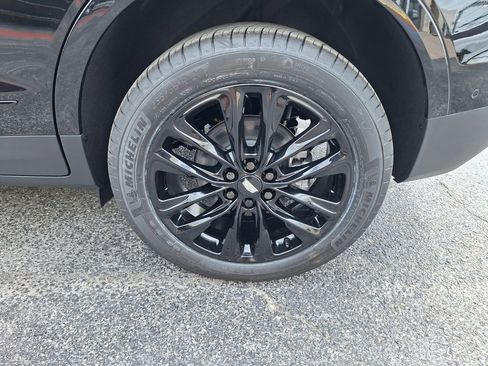 New 2026 Cadillac XT5 Luxury w/ LPO, ONYX Package FWD image 25