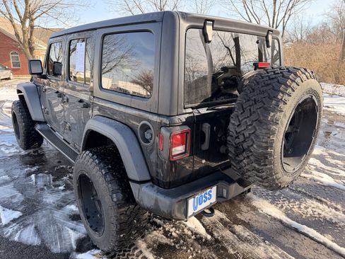 Used 2020 Jeep Wrangler Unlimited Sport S image 5