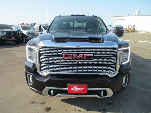 Used 2023 GMC Sierra 3500 Denali w/ Denali Ultimate Package image 12