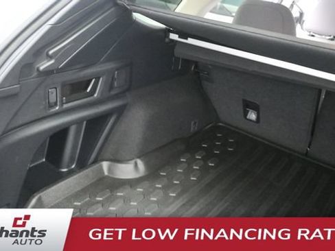 Used 2022 Subaru Outback Premium AWD/4WD image 25