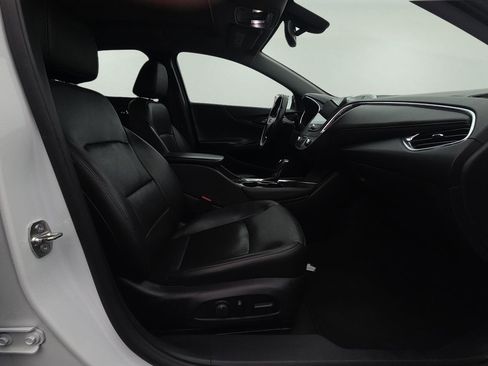 Used 2020 Chevrolet Malibu Premier image 13