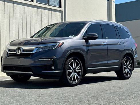 Used 2022 Honda Pilot Touring image 8