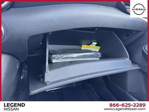 Used 2023 Nissan Sentra SV FWD image 34