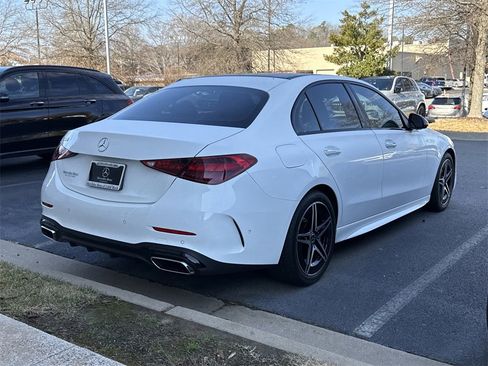 Used 2025 Mercedes-Benz C 300 Sedan image 4