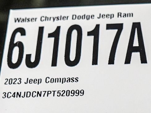 Used 2023 Jeep Compass Limited w/ Sun and Sound Group AWD/4WD image 30