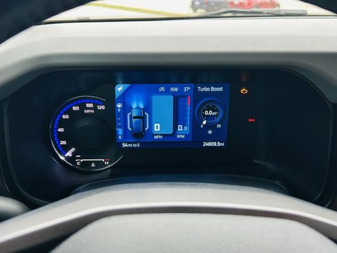 Used 2023 Ford Bronco Badlands image 20