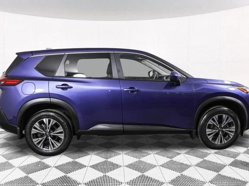 Used 2023 Nissan Rogue SV image 19