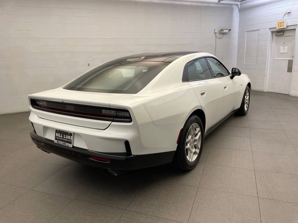 New 2026 Dodge Charger R/T AWD/4WD image 4