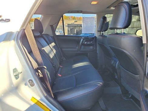 Used 2020 Toyota 4Runner TRD Off-Road Premium image 39